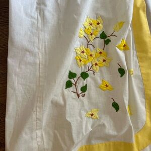 1970’s wrap skirt Caribee and Nevis West Indies White and Yellow skirt